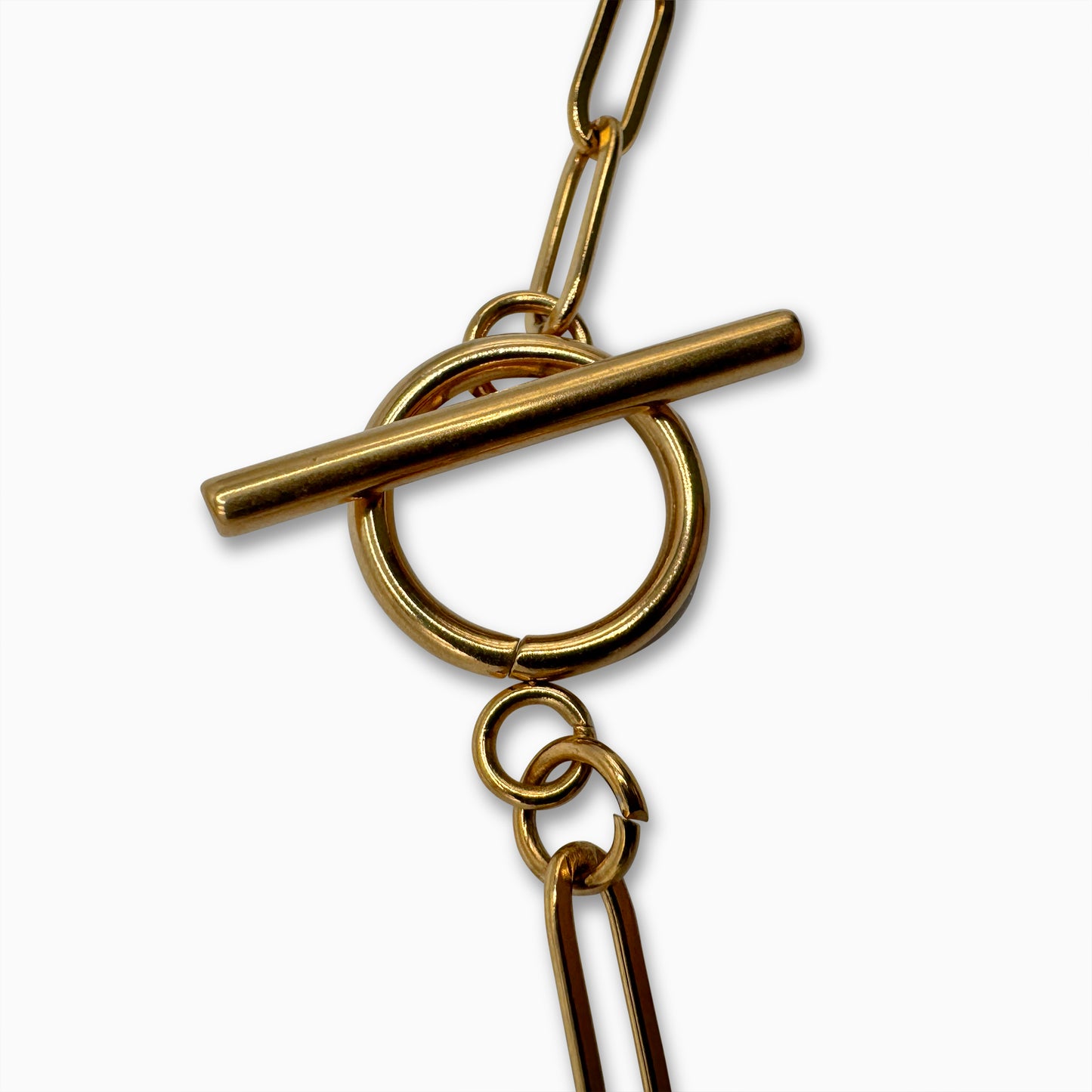 "Impermeable" Paperclip Gold Chain Necklace