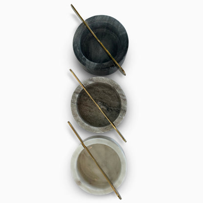 Marble bowl & spreading knife