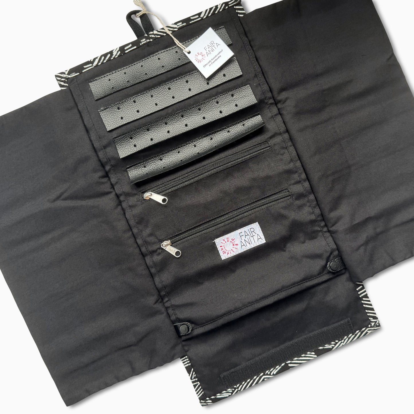 Wayfarer Jewelry Roll