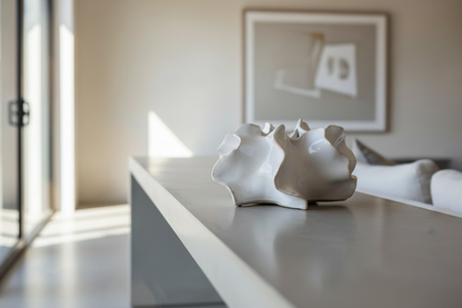 Sculptured Stoneware Planter – No Gold Spots